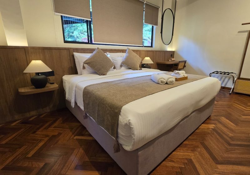 ROOM11-02